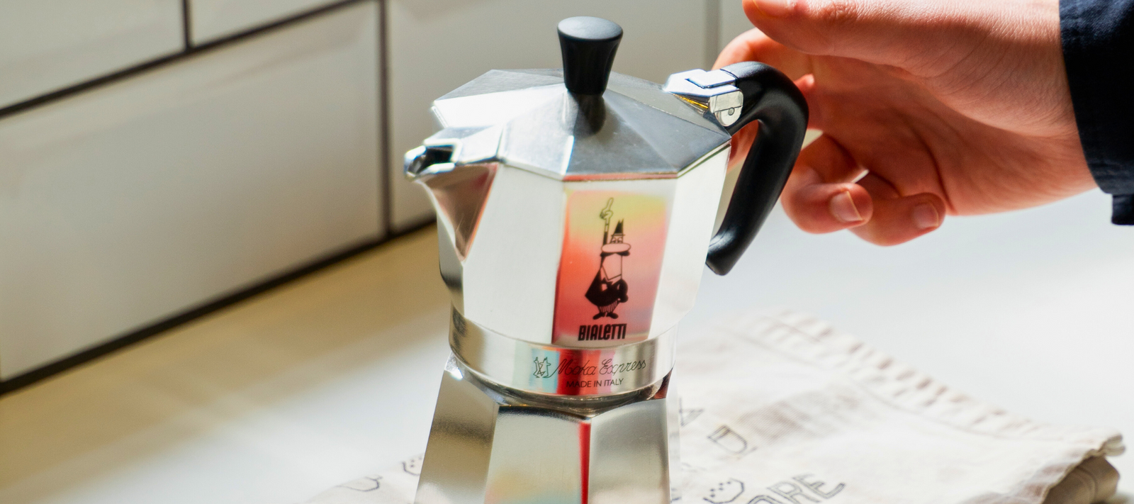 Bialetti Moka Express 12 Cup – Neighbourhood Coffee Roasters